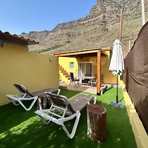 Sunny Carmelito Deluxe Apartment