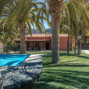  Lodge Horno De La Teja